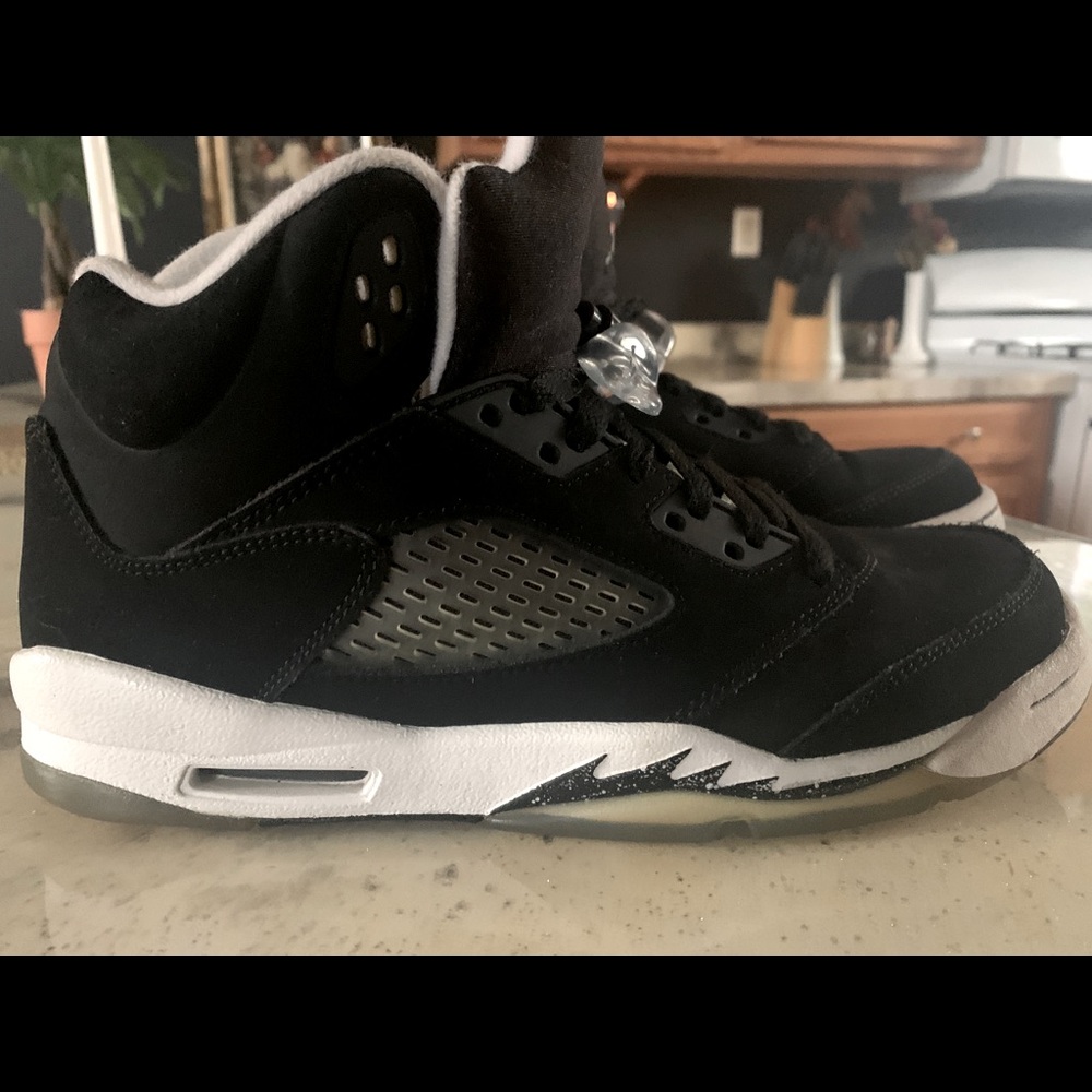 Air Jordans 5 Retro Oreo